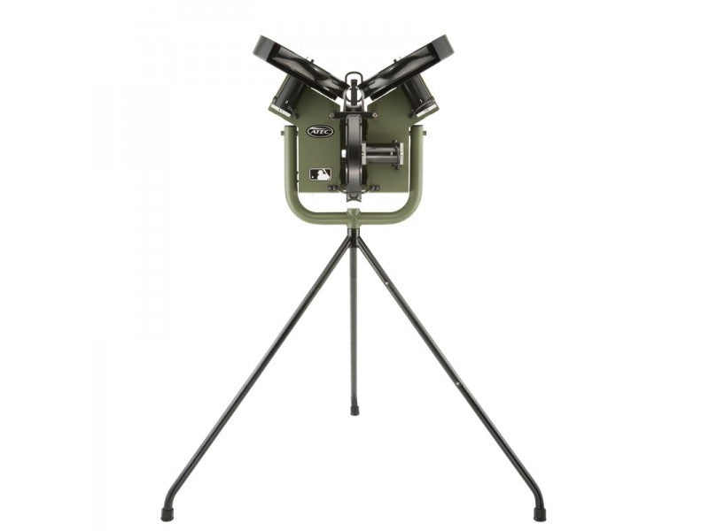 WILSON M3 BASEBALL MACHINE ON TRIPOD