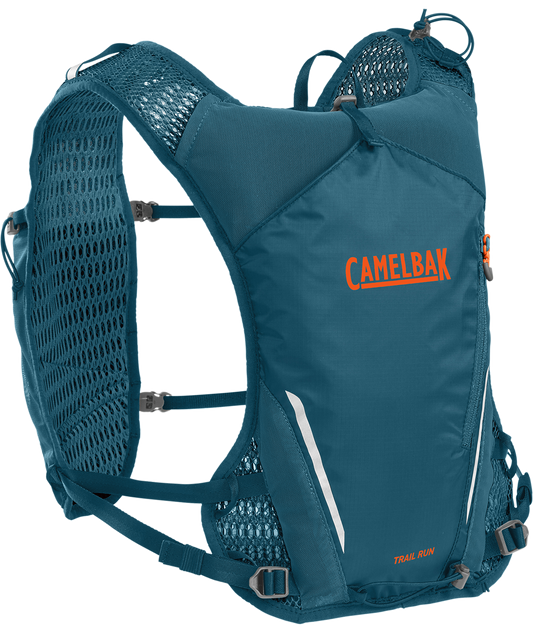 Trail Run™ Vest with Two 17oz Quick Stow™ Flasks