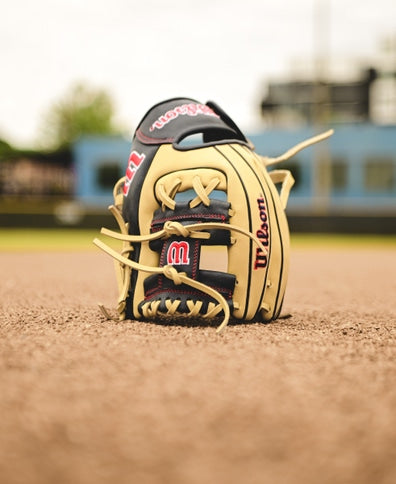 2025 A1000 PF11 11” Infield Baseball Glove Blonde/navy/Red