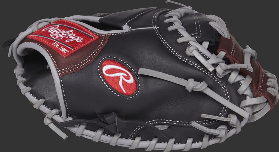 R9 Series 32.5 in Catcher's Mitt