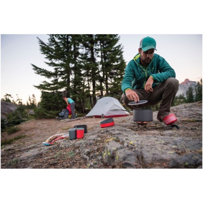 WHISPERLITE UNIVERSAL STOVE