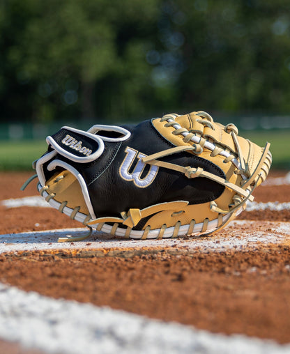 2027 A700® 32.5” Baseball Catcher’s Mitt