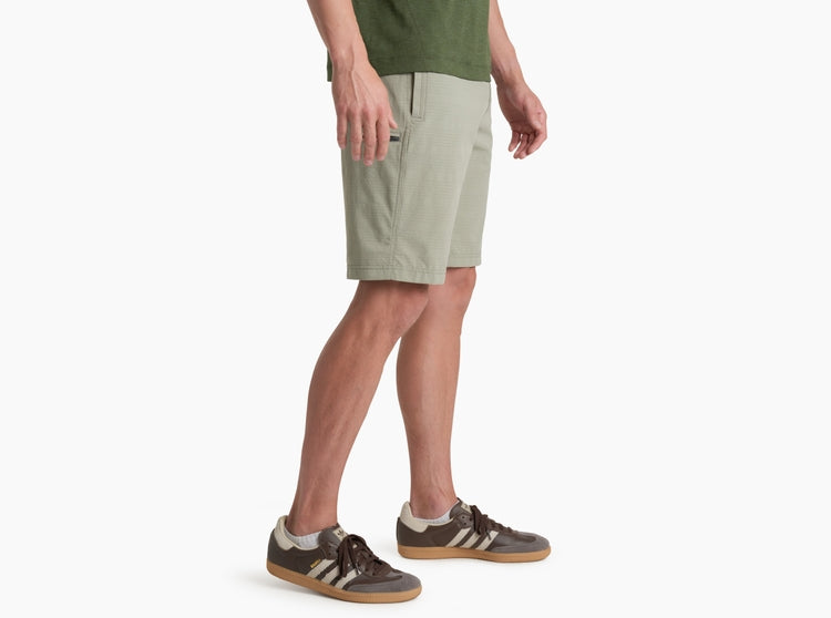 Upriser Short